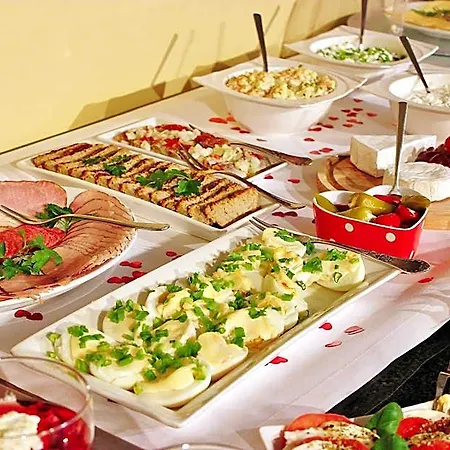 Marea Frühstückspension 3*
